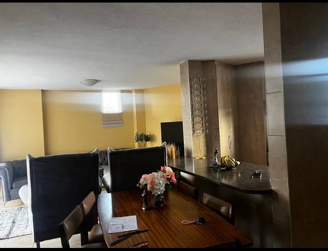 3 BEDROOM APARTMENT FOR SALE IN SILVERTON